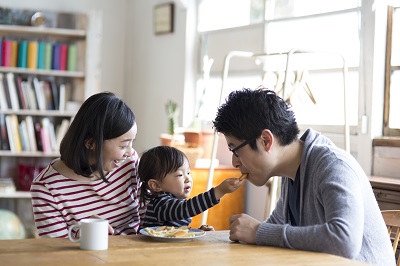 自己肯定感の元になる幸福度は幼少期で変わる