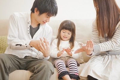 親子のコミュニケーションが多いと子どもは賢くなる