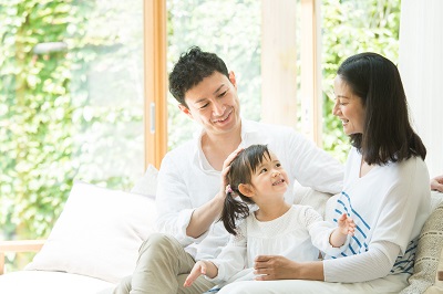 自己肯定感を高めるには子どもに声をかける・話に耳を傾ける